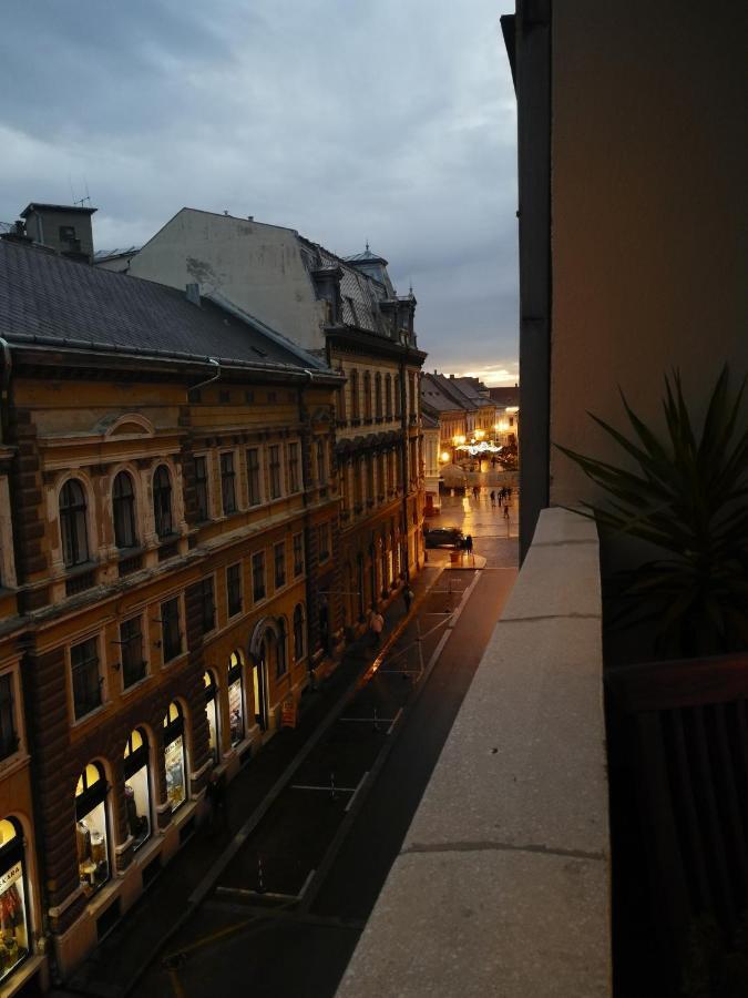 Centrum11 Pécs Exterior foto